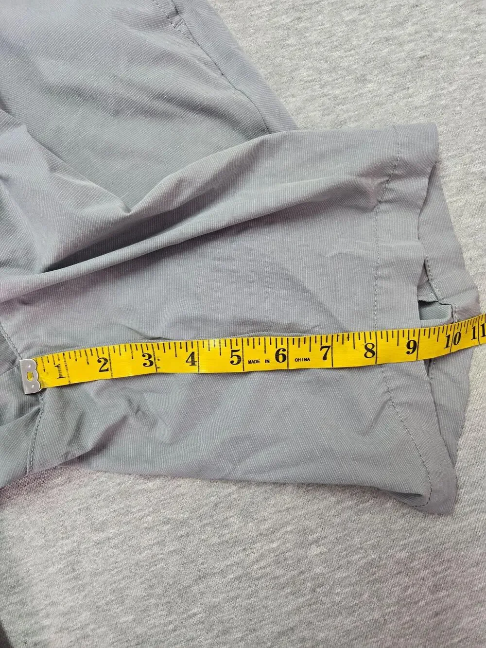 Banana Republic Shorts Mens 34 Gray Chino Elastic Waist Stretch Summer Casual